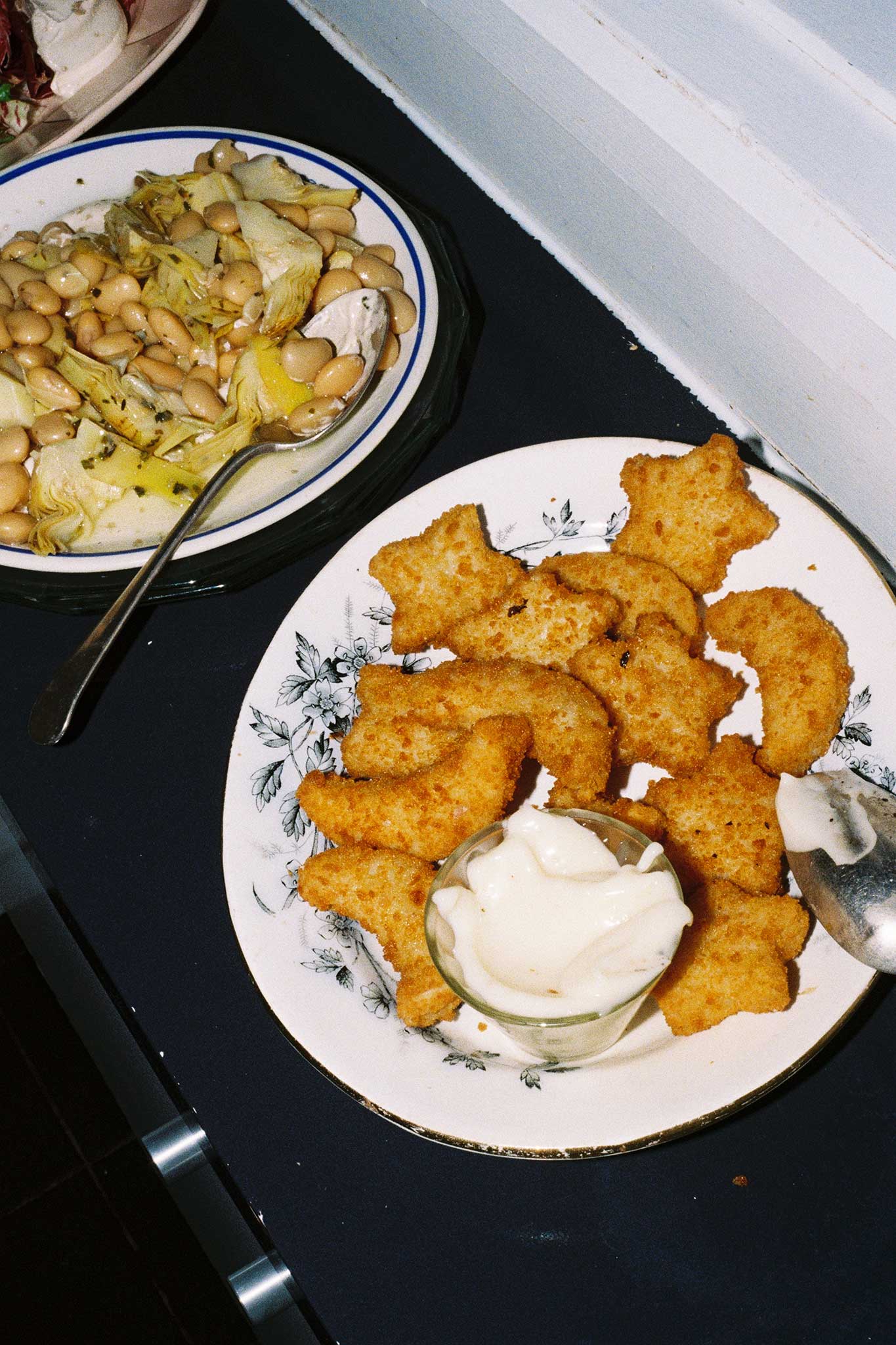 Behind the scenes, lifestyle film food photography for food brands, events and influencers.