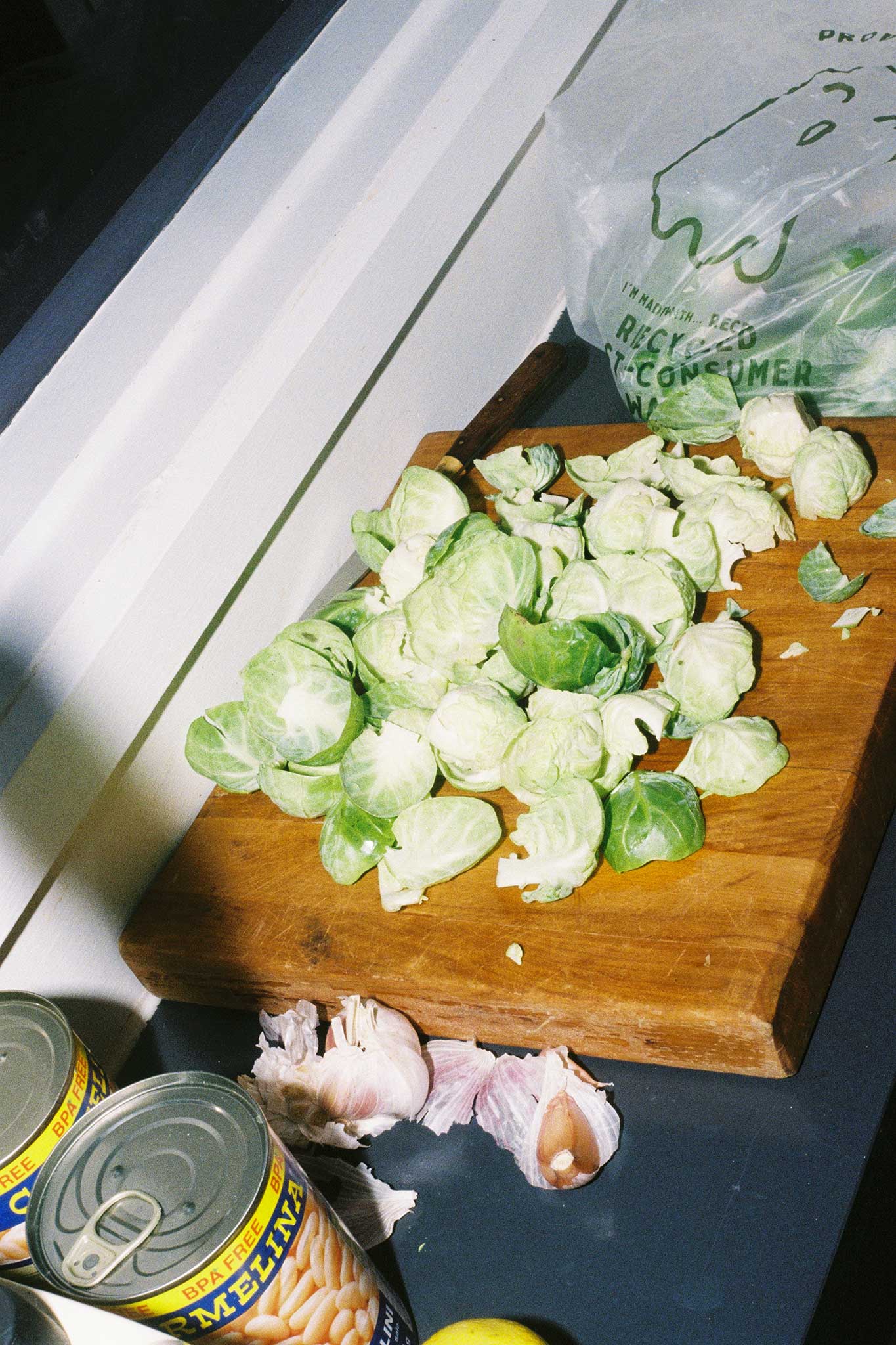 35mm lifestyle film food photography for food brands and influencers.